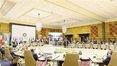 قمة جدة تدعو الدول العربية إلى إعفاء الصومال من ديونه