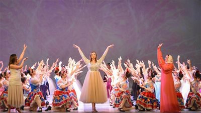 فراشات البيت الروسي يتألقن على مسرح أوبرا الإسكندرية