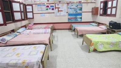 تجهيز استراحات المراقبين ورؤساء لجان امتحانات الثانوية الفنية بالوادي الجديد