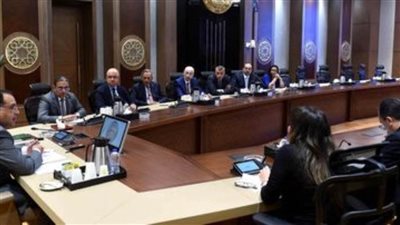 رئيس الوزراء يترأس اجتماع المجلس الاستشاري الاقتصادي