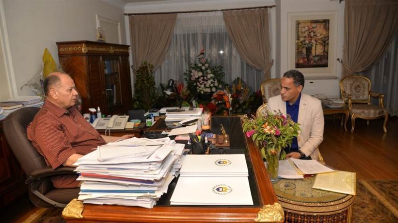 محافظ أسيوط يوافق