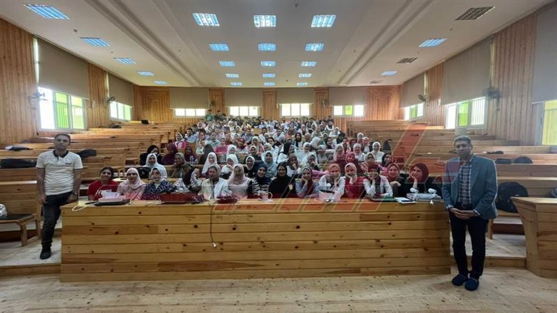 طلاب جامعة كفرالشيخ