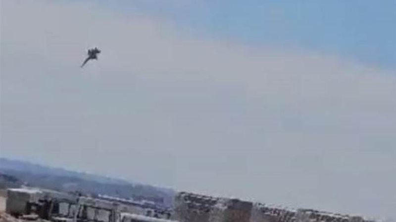 لحظة سقوط الطائرة