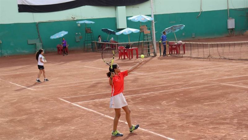 انطلاق بطولة التنس