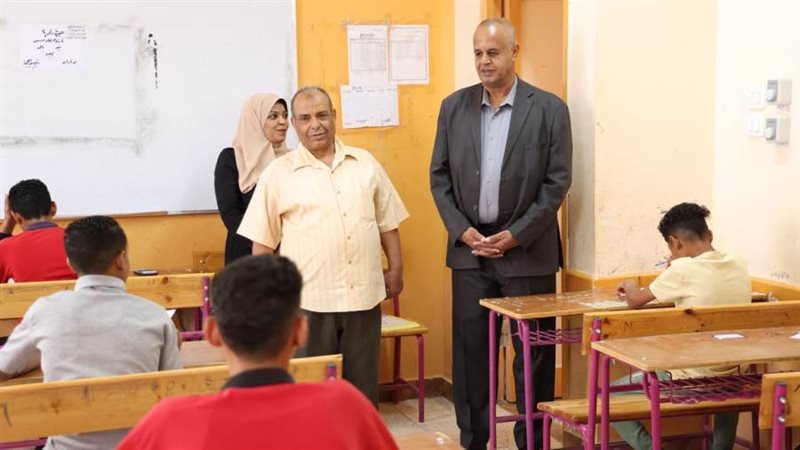 مدير الإدارة التعليمية