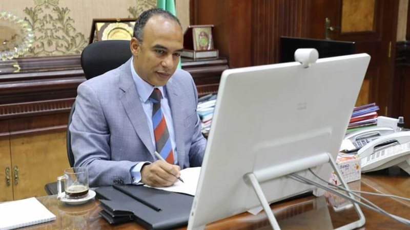 الدكتور محمد أبوزيد