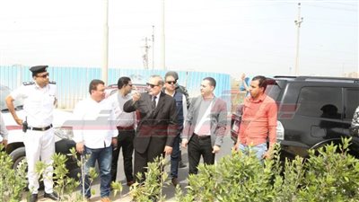 جولات تفقدية لأعمال زراعة الأشجار والحديقة المركزية بكفر الشيخ