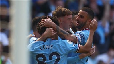 مانشستر سيتي يفوز على تشيلسي ويتوج بالدوري الإنجليزي الممتاز للمرة الثالثة على التوالي