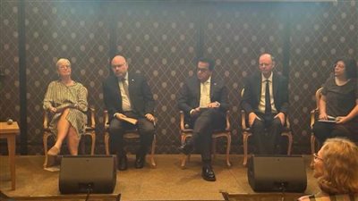 عاجل.. وزير الصحة: مصر تحولت من الأكثر انتشارا لفيروس سي إلى أول دولة تقضي على المرض