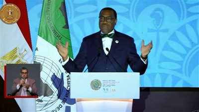 رئيس مجموعة البنك الإفريقي للتنمية يشيد بقرارات الرئيس السيسي الشجاعة في مجال الطاقة المتجددة