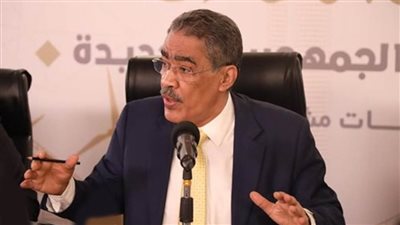 ضياء رشوان يوضح سبب حضور الحكومة في جلسات الحوار الوطني