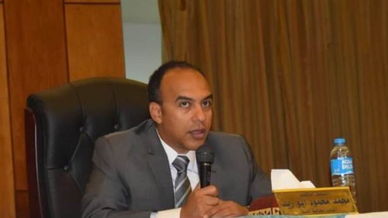 الدكتور محمد أبوزيد