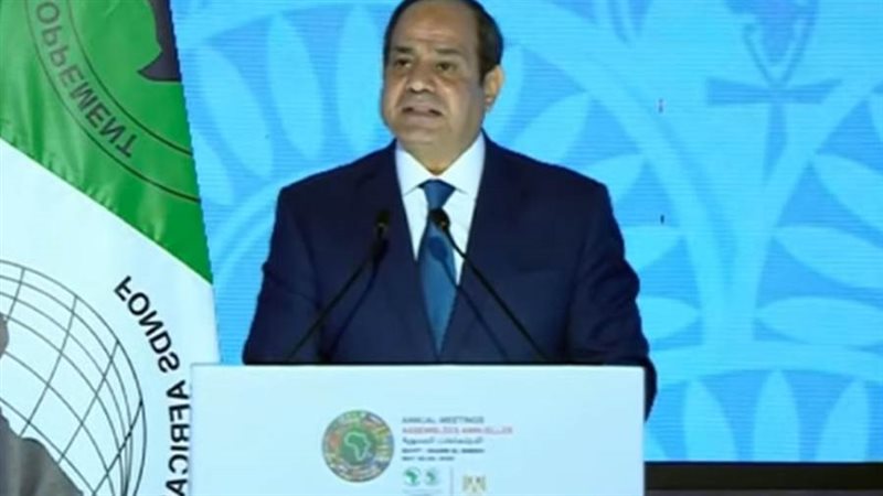 الرئيس السيسي أثناء