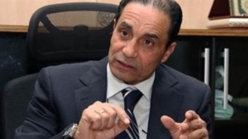 الدكتور سامي عبدالعزيز