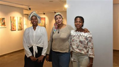 معرض فني بالقاهرة يحتضن أعمال 13 فنانة وفنانًا سودانيًا 