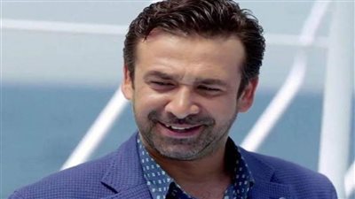 كريم عبد العزيز يستأنف تصوير 