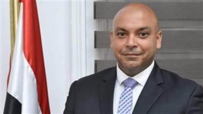 نائب التنسيقية محمود القط يعترض على طريقة إدارة جمال شيحة لجلسة التعليم بالحوار الوطني