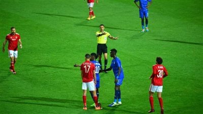 محمد شريف يقود هجوم الأهلي أمام إنبي في الدوري الممتاز