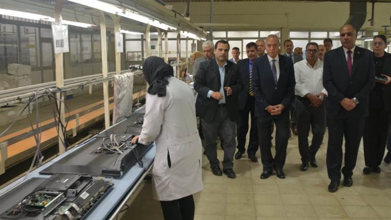 تفقد الصناعات