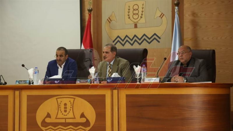 محافظ كفرالشيخ