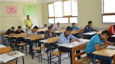 انطلاق الامتحانات التحريرية للدبلومات الفنية بالقليوبية غدًا
