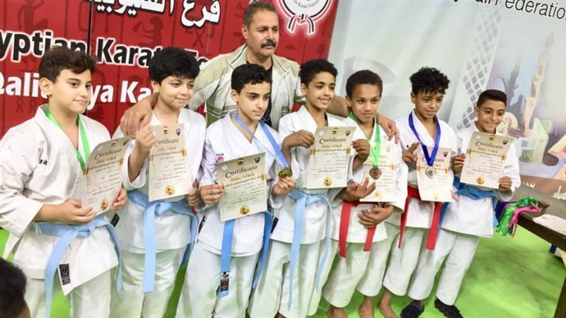 الطلاب الفائزين