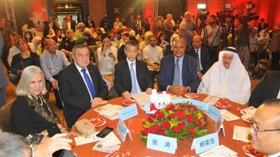 عصام شرف يؤكد عمق العلاقات التي تربط مصر والصين ويشارك في احتفالية السفارة الصينية بالقاهرة