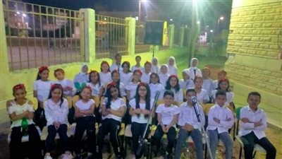 مكتبة الشباب بسفاجا تشهد انطلاق العرض المسرحي «تحت الترابيزة»