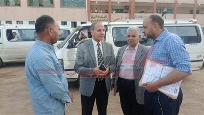 وكيل تعليم كفر الشيخ يتابع مركز توزيع صناديق أسئلة امتحانات الدبلوم الفني
