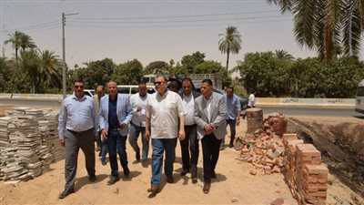 محافظ أسيوط يتفقد أعمال إنشاء وحدة التضامن الاجتماعي بقرية المطمر بمركز ساحل سليم