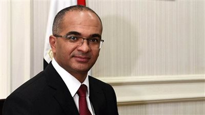 نائب وزير الإسكان يشارك بورشة العمل الختامية لتعزيز القدرات الفنية للعاملين بجهاز تنظيم المياه