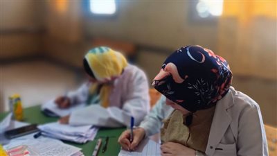 توقيع الكشف على 1050حالة في قافلة طبية بقرية الشروق بالقصاصين 