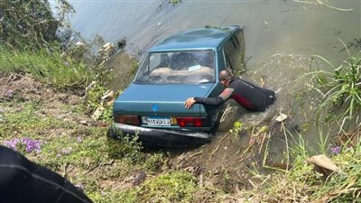 مصرع شخص انقلبت سيارته داخل ترعة المنصورية بالدقهلية 