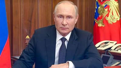 بوتين يبدأ محادثات مع نظيره الإريتري