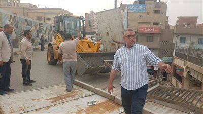 إصلاح سقوط جزء محدود من جدارية سور كوبري حارث ببني سويف