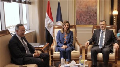 وزيرا الثقافة والسياحة يبحثان الترويج لمنتج السياحة الثقافية ذات البعد الترفيهي محلياً وعالمياً