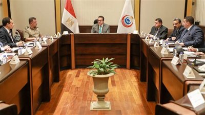 وزير الصحة يوجه بتشكيل لجنة لوضع ضوابط تحصيل إيرادات صندوق الطوارئ الطبية