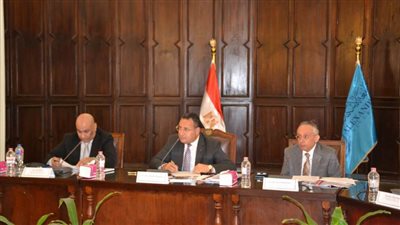 رئيس جامعة الإسكندرية: نسعى لإبرام اتفاقيات دولية لربط البحث العلمي بالتطبيقات الصناعية