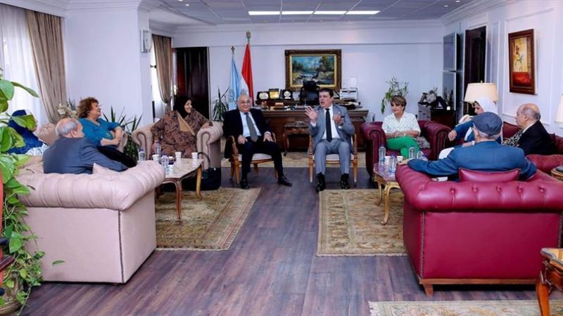 زين اثناء استقباله