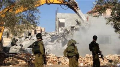 الاحتلال يجبر مواطنا على هدم منزله في أم طوبا بالقدس