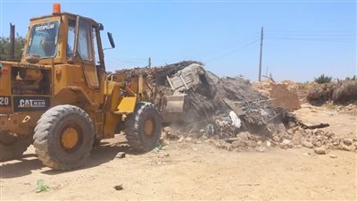 تنفيذ 13 قرار إزالة تعديات على أملاك الدولة بالعامرية وبرج العرب