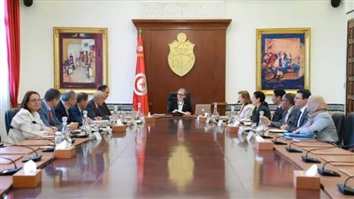 الحكومة التونسية تؤكد حرصها على تأمين التزود بالمحروقات خاصة خلال ذروة الاستهلاك