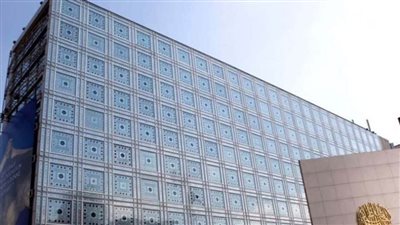 معهد العالم العربي يطلق لأول مرة في فرنسا 