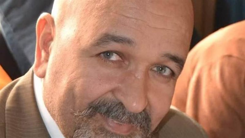 الفنان والمحامي طلعت