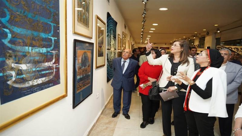 افتتاح المعرض الفني