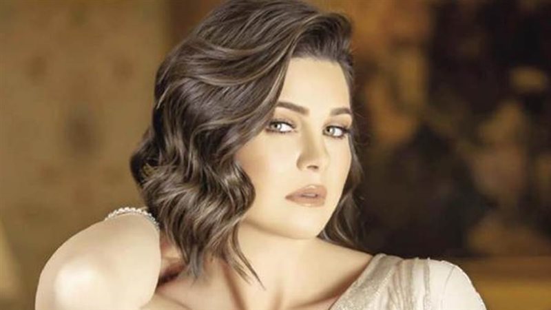 يسرا اللوزي