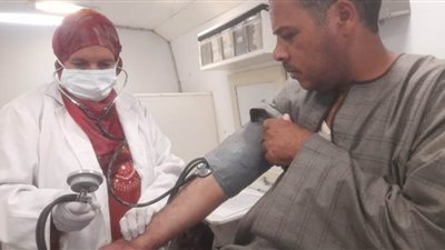 علاج 1100 بقافلة نفذتها صحة بنى سويف ضمن 