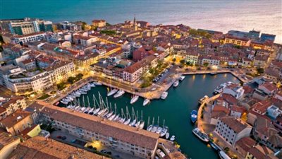 ولاية بافاريا الألمانية تعيد قطعا فنية وثقافية إلى إيطاليا