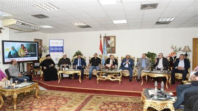 محافظ أسيوط يترأس اجتماع اللجنة التنسيقية لبرنامج 