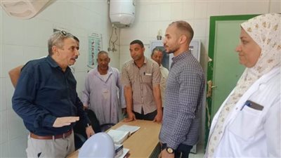 رئيس أبوقرقاص بالمنيا يتفقد الوحدة الصحية بمنسافيس للاطمئنان على انتظام العمل